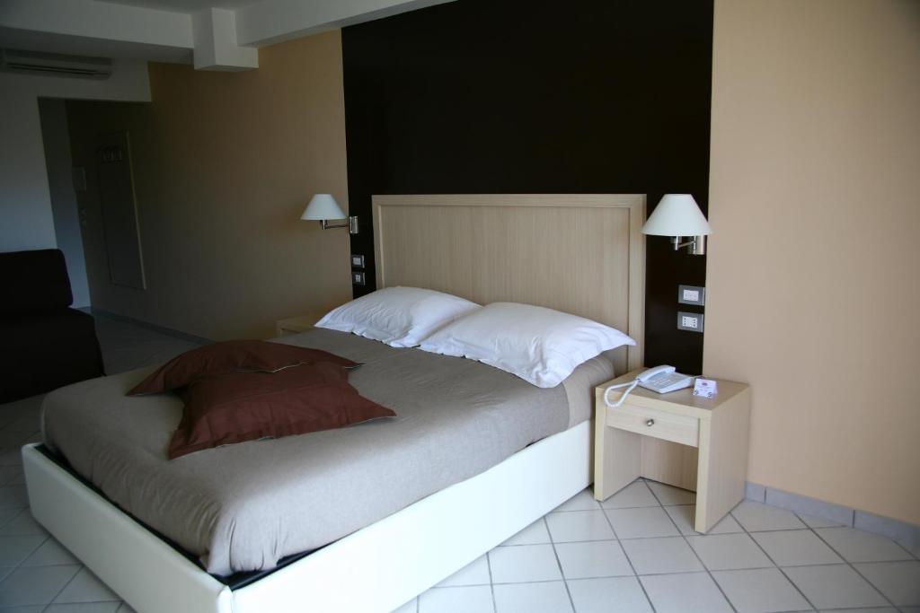 De Maria House Bed and Breakfast SantʼAgata sui Due Golfi Δωμάτιο φωτογραφία