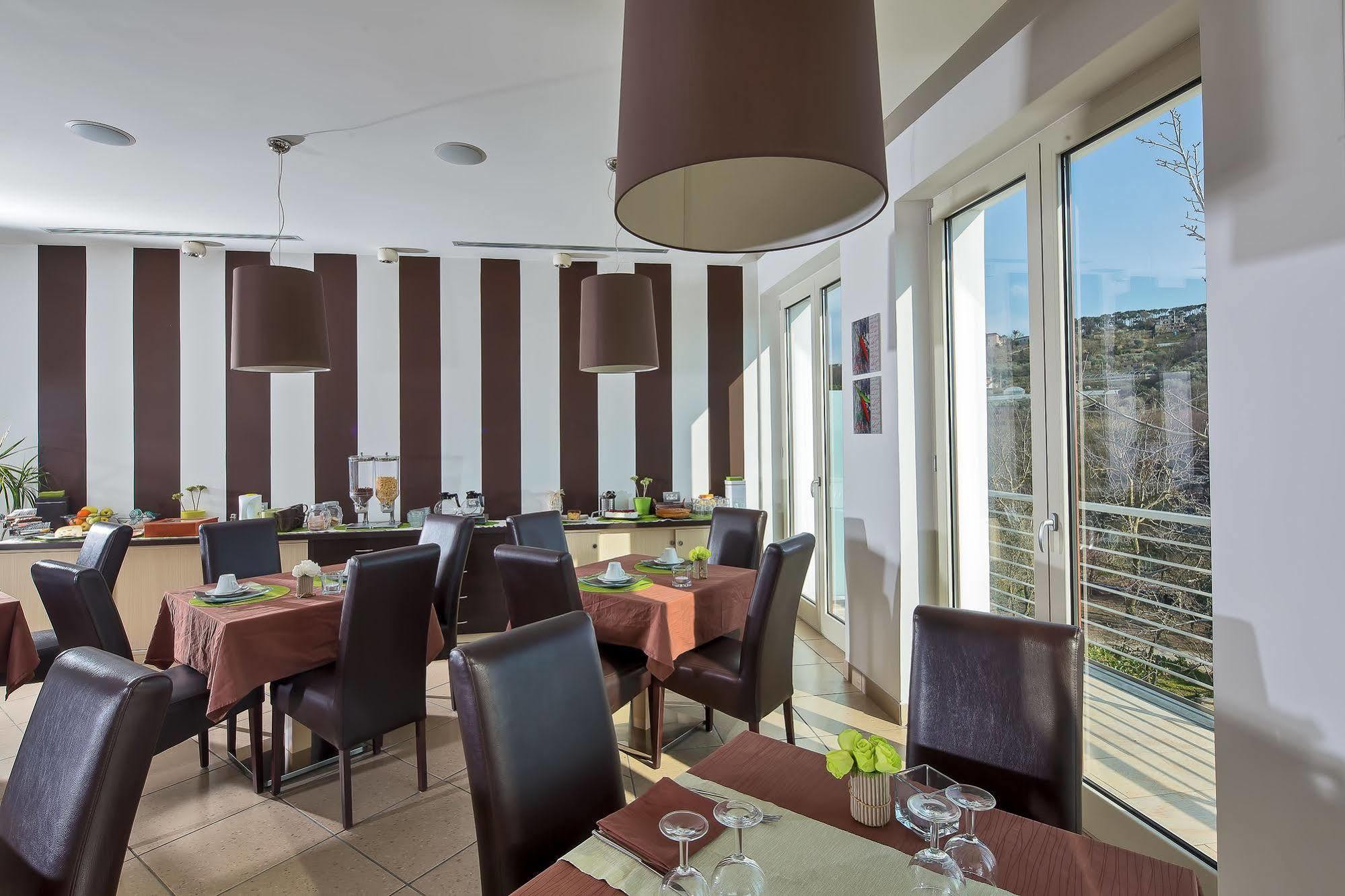 De Maria House Bed and Breakfast SantʼAgata sui Due Golfi Εξωτερικό φωτογραφία